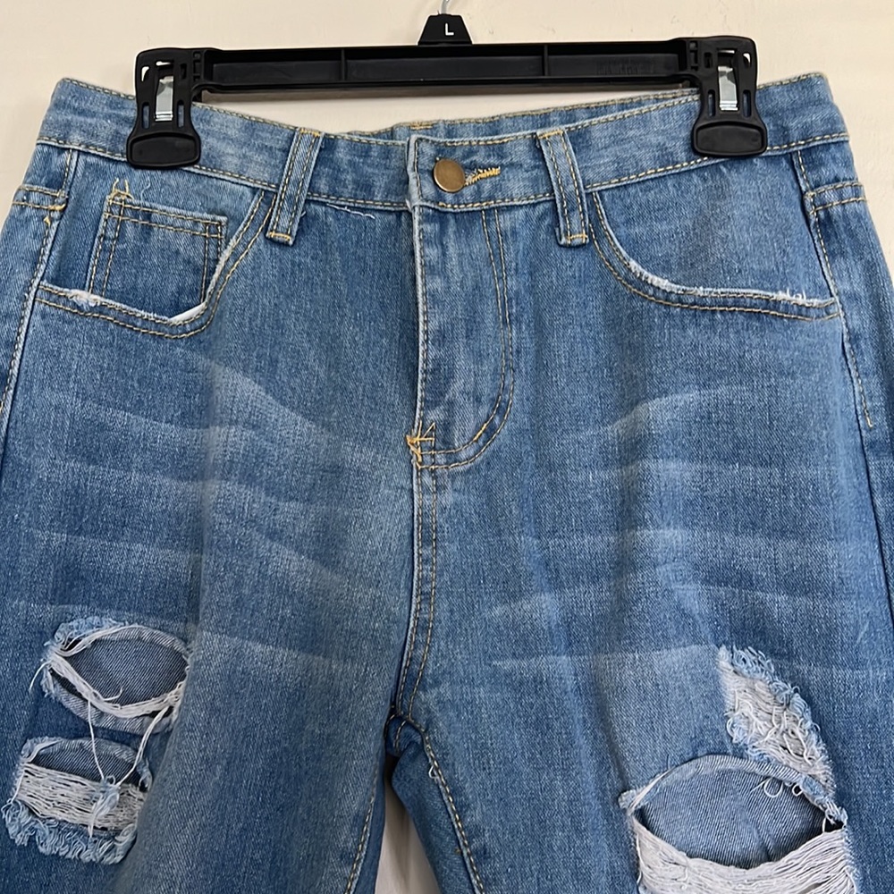 Distressed Jeans - Picture 8 of 9